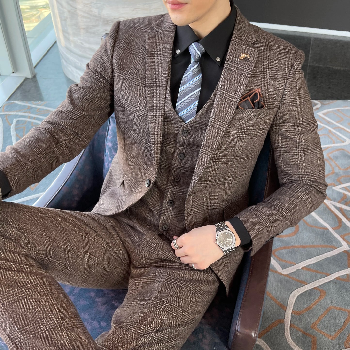 Completo Plaid Modificato in Stile Britanno-Coreano: Eleganza e Raffinatezza per l'Uomo Moderno"