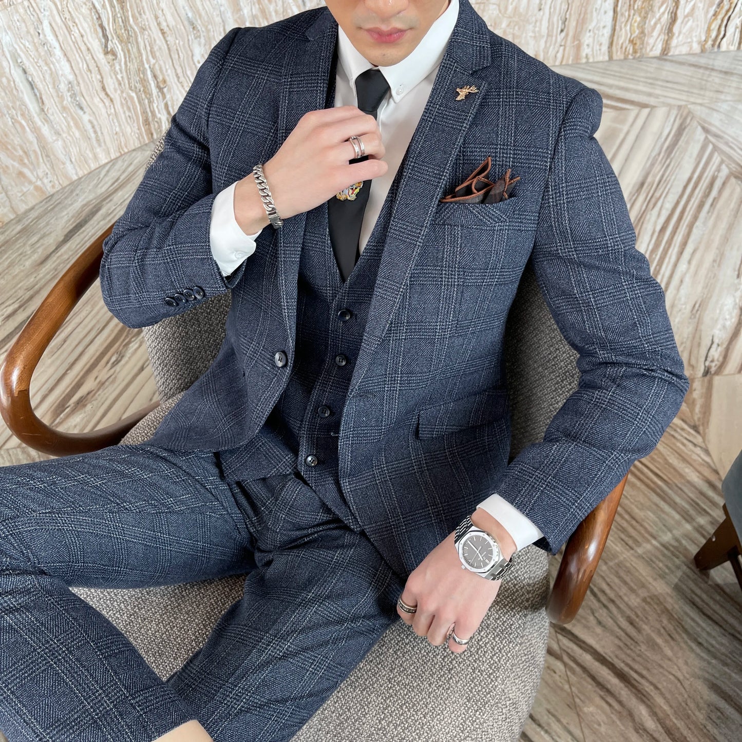 Completo Plaid Modificato in Stile Britanno-Coreano: Eleganza e Raffinatezza per l'Uomo Moderno"
