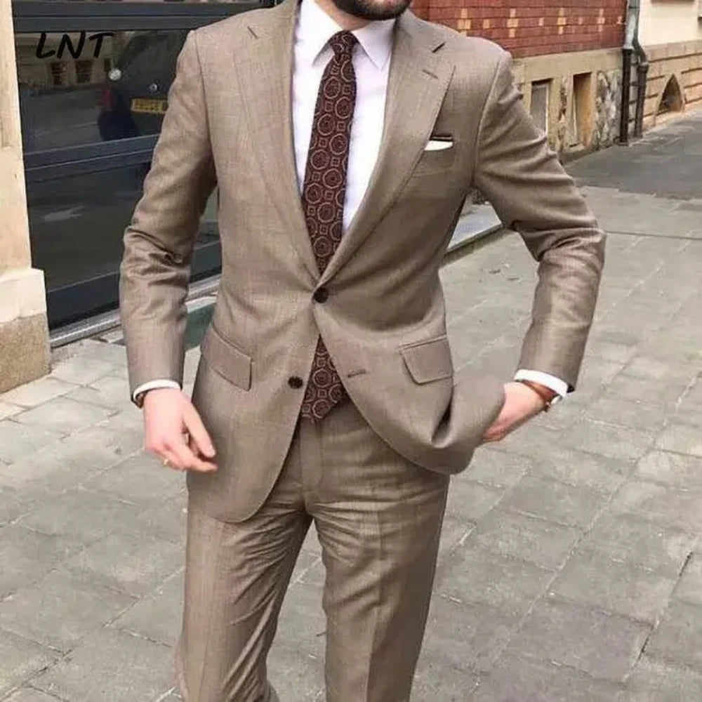 Completo da Uomo Slim in Cachi – Due Pezzi, Estate, con Revers a Punta e Singolo Bottone, Elegante e Chic
