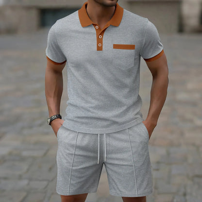 Set Uomo Estate 2025: Polo con Tasca Waffle e Pantaloncini Coordinati in Abbinamento di Colori